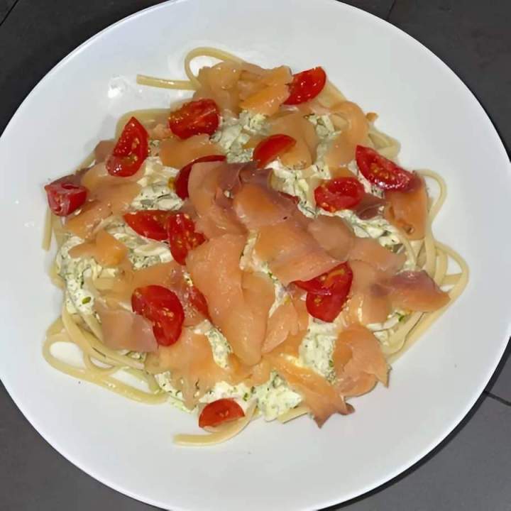 Crème persillade, saumon tomates crises